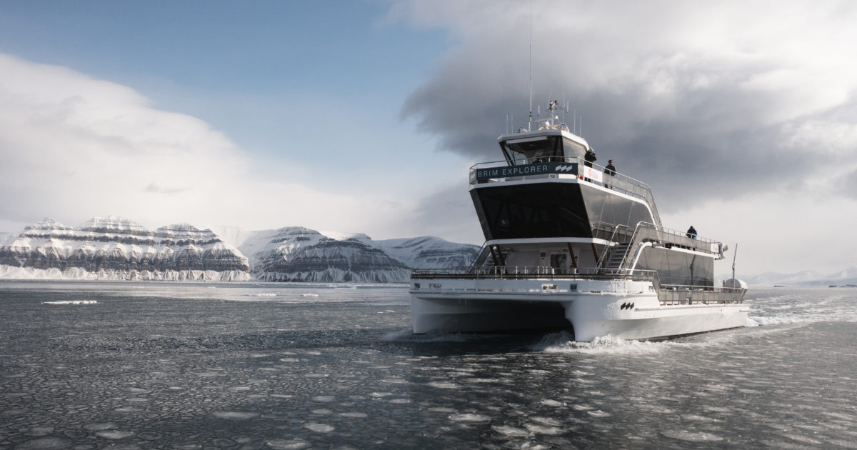 svalbard cruise pyramiden