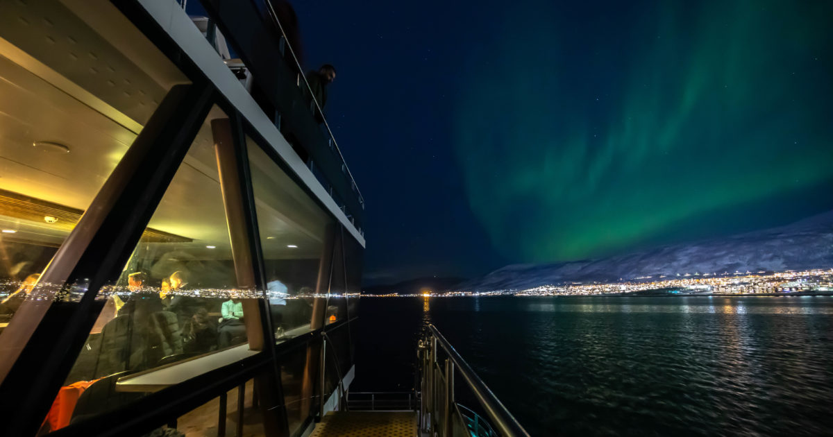 Dinner & Northern Lights Tour In Tromsø By Boat - Brim Explorer