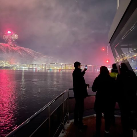 NYE4